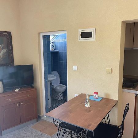 Elias Guest House Saranda Extérieur photo